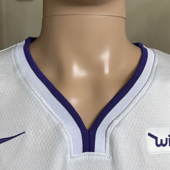 322. Kobe Bryant Lakers #24 licensed jersey size 50 new w tags Nike/wish patch - Picture 5 of 12